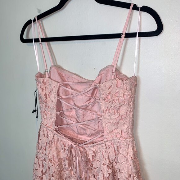 ASTR the Label Lace A-Line Midi Dress in Blush Pink Size S - Picture 6 of 9